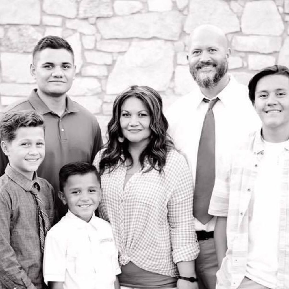 Meet your Posher, Desi